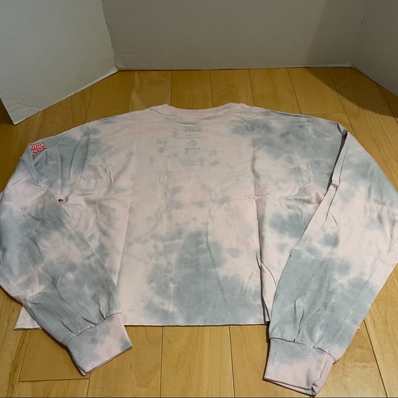 New hello kitty crop top - Picture 4 of 5